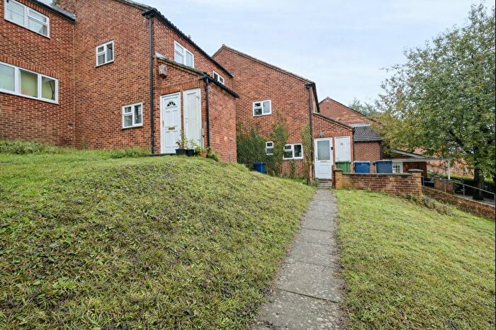 4 Bedroom Terraced House To Rent In Cotswold Way, High Wycombe, HP13