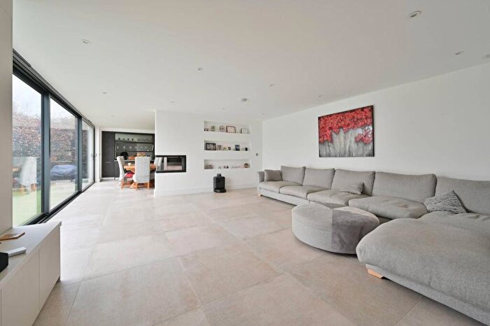 4 Bedroom Detached House For Sale In Hudnall Lane, Hemel Hempstead, Berkhamsted, HP4