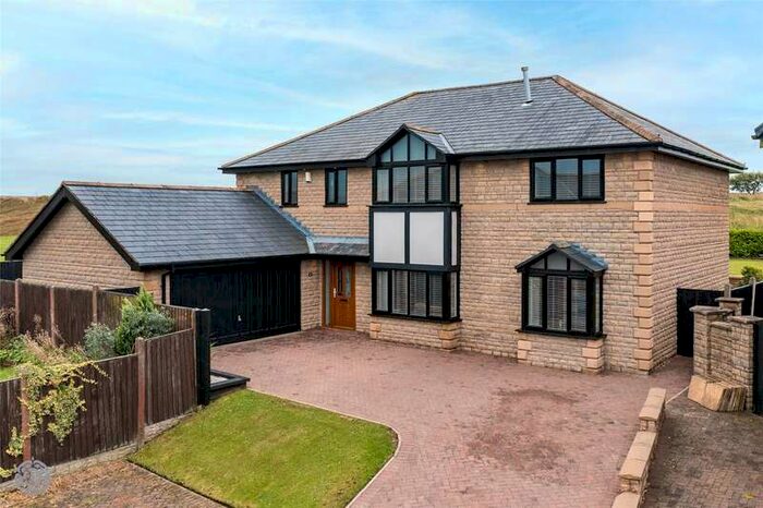 5 Bedroom Detached House For Sale In Cranberry Fold Court, Darwen, BB3