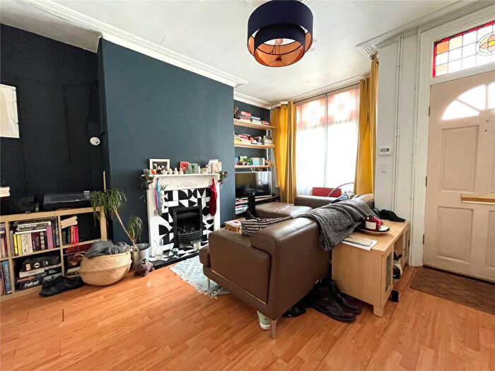 2 Bedroom Terraced House To Rent In Elsham Terrace, Burley, Leeds, LS4