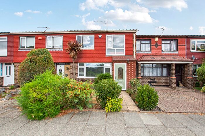 3 Bedroom Terraced House For Sale In Mount Pleasant Walk, Bexley, DA5