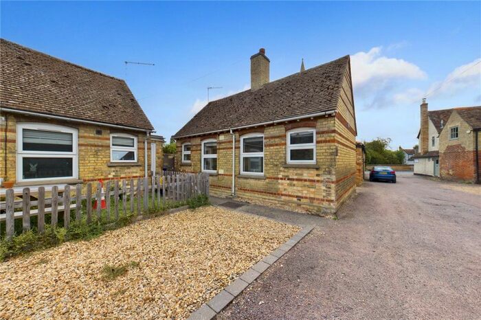 1 Bedroom Bungalow For Sale In Grass Yard, Kimbolton, Cambridgeshire, PE28
