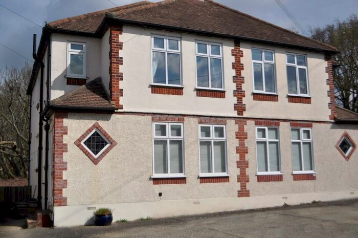 2 Bedroom Flat To Rent In Austral Drive, Hornchurch, Essex, RM11
