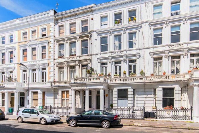 2 Bedroom Flat To Rent In Charleville Road, London W14