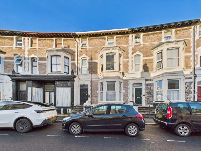 1 Bedroom Flat For Sale In Upper Church Road, Weston-Super-Mare, BS23