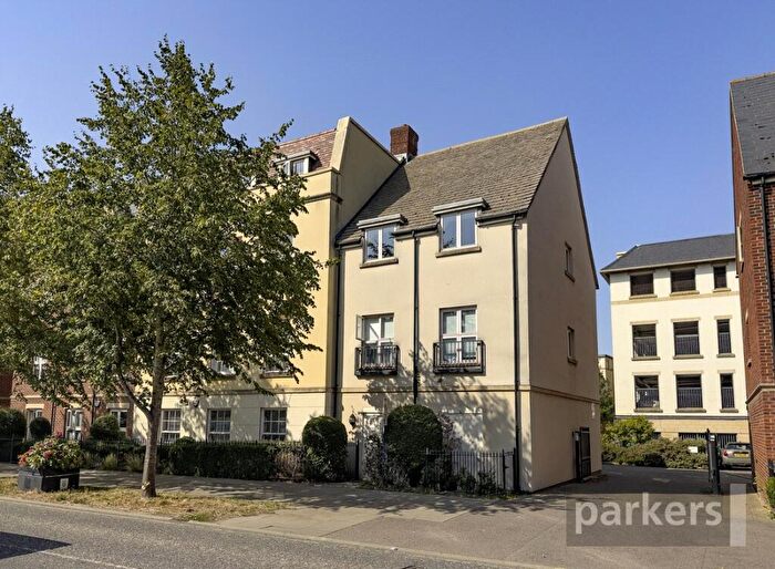 2 Bedroom Apartment For Sale In Welch Way, Witney, Oxfordshire, OX28
