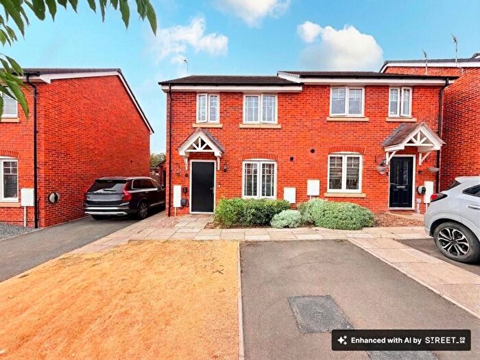2 Bedroom Semi-Detached House For Sale In Cabinhill Road, Nuneaton, CV10