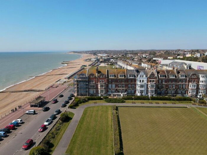 1 Bedroom Flat To Rent In Grosvenor Gardens, St Leonards On Sea, East Sussex, TN38