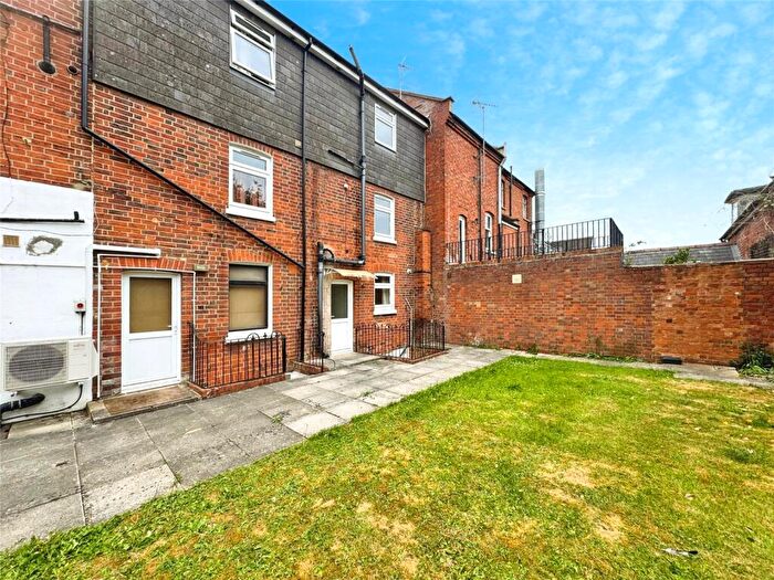 2 Bedroom Apartment To Rent In Prospect Street, Caversham, Reading, Berkshire, RG4