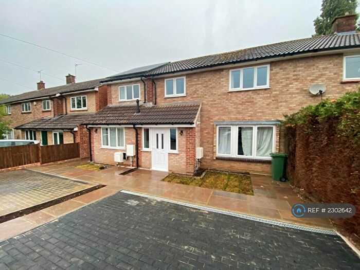 6 Bedroom Semi-Detached House To Rent In Blackwell Avenue, Guildford, GU2