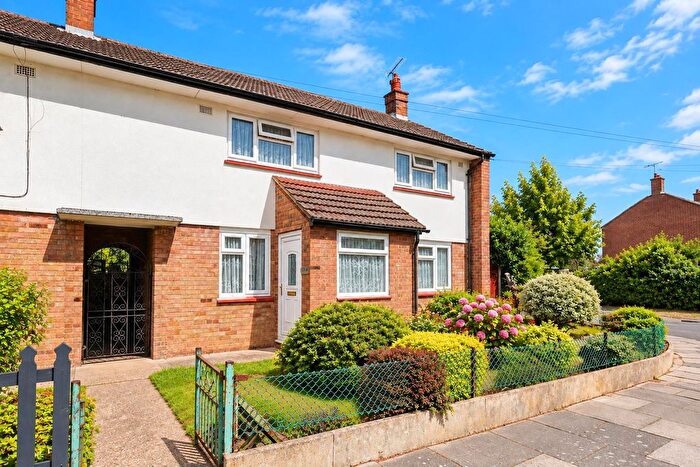 3 Bedroom End Of Terrace House For Sale In Great Benty, West Drayton, UB7