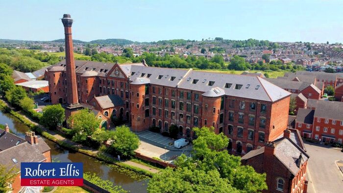 2 Bedroom Flat To Rent In Springfield Mill, Sandiacre, Nottingham, NG10