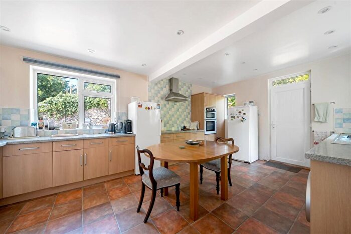 4 Bedroom House For Sale In Bon Accord Road, Swanage, BH19 - Photo 5
