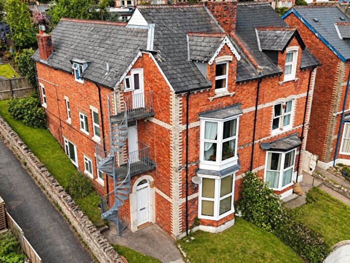 2 Bedroom Apartment For Sale In St. Brannocks Road, Ilfracombe, EX34