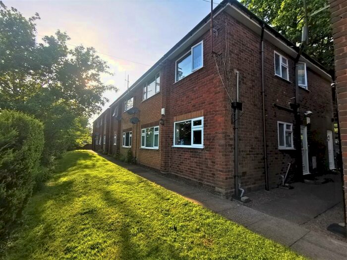 2 Bedroom Ground Flat To Rent In South Road, Northfield, B31