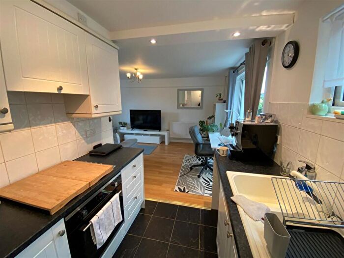 1 Bedroom Apartment For Sale In Lochinver, Bracknell, RG12
