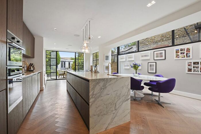 5 Bedroom Terraced House For Sale In Wrentham Avenue, Kensal Rise, NW10