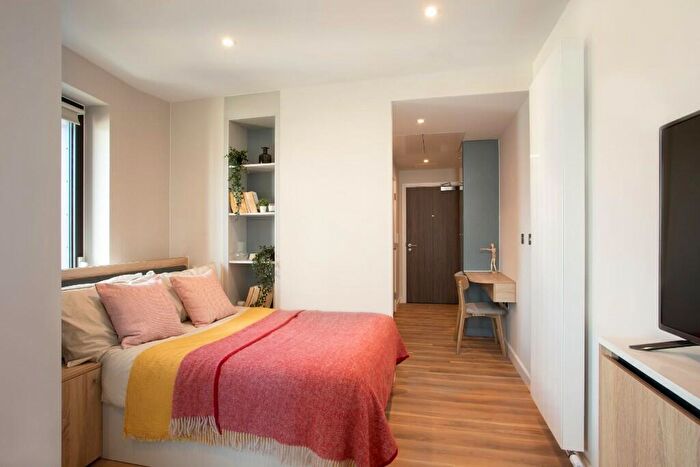 Studio To Rent In Enclave: Croydon, College Road, East Croydon, London, CR0