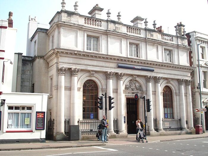 3 Bedroom Flat To Rent In Bedminster Parade, Bedminster, Bristol, BS3