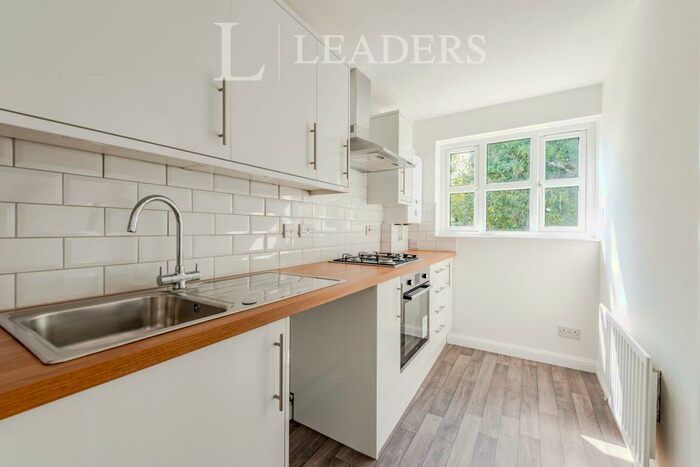 1 Bedroom Apartment To Rent In Greenacres, Horsham, RH12