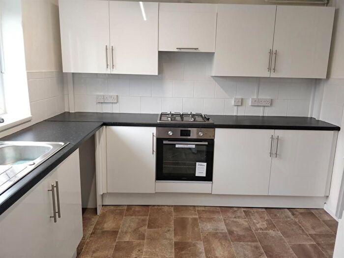 3 Bedroom Semi-Detached House To Rent In Queensway, Rugeley, WS15