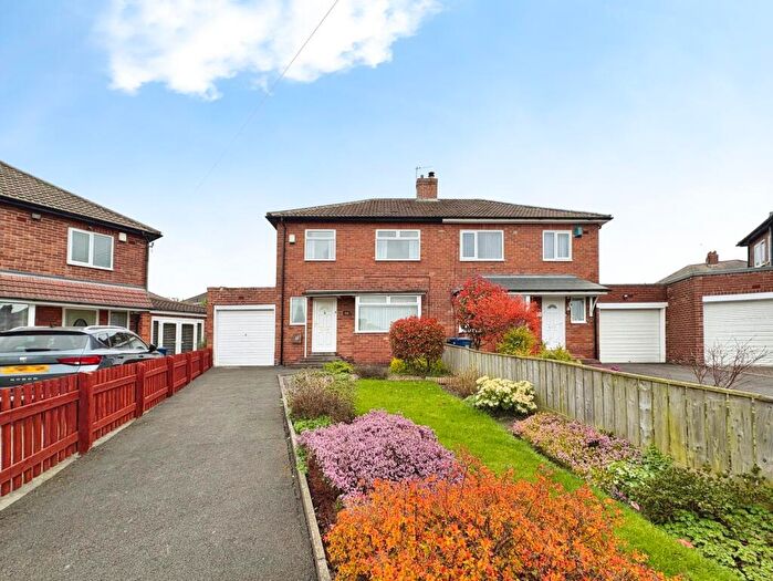 3 Bedroom Semi-Detached House For Sale In Greenside Crescent, Denton Burn, Newcastle Upon Tyne, NE15
