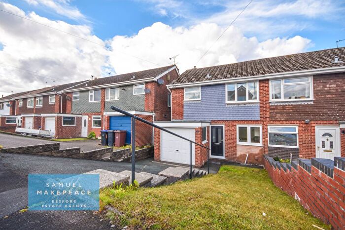 3 Bedroom Semi-detached House For Sale In Whitmore Avenue, Werrington, Stoke-On-Trent, ST9