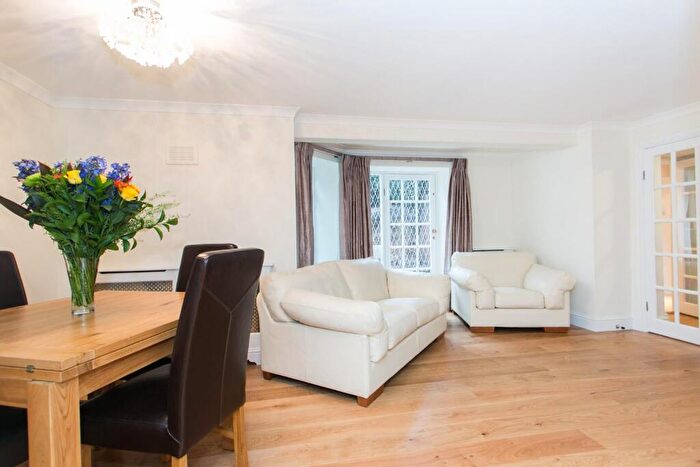 1 Bedroom Flat To Rent In Wedderburn Road, Hampstead, NW3