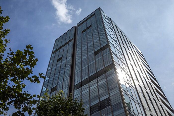 2 Bedroom Flat For Sale In Seven Eastfields, Riverside Quarter, Wandsworth, London, SW18