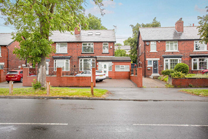 3 Bedroom Semi-Detached House For Sale In Southey Green Road, Sheffield, S5