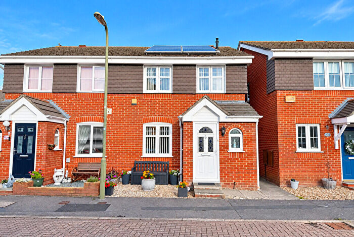 3 Bedroom Semi-Detached House For Sale In Sapphire Close, Priddys Hard, Gosport, PO12