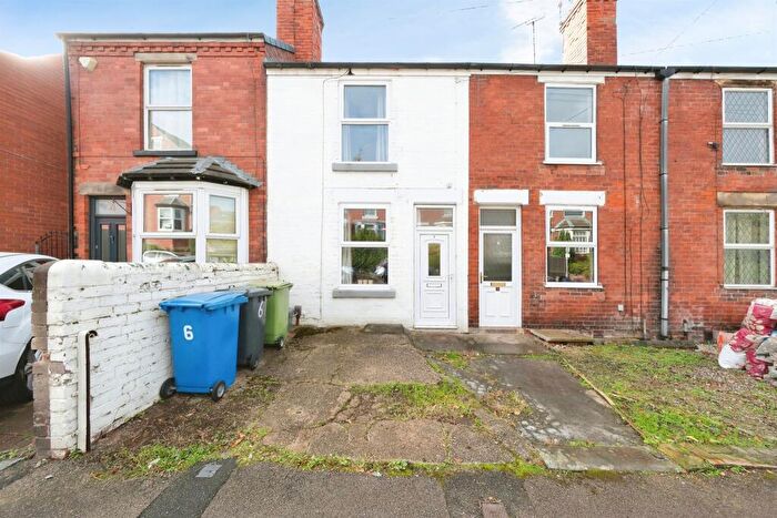 2 Bedroom Terraced House For Sale In Lower Grove Road, Chesterfield, S40