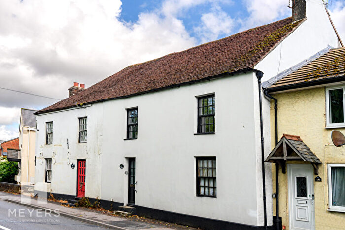 3 Bedroom Maisonette For Sale In Brewers Keep | Christchurch Road | Ringwood, |, BH24
