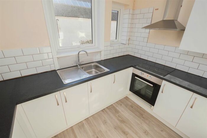 3 Bedroom Maisonette To Rent In Cavendish Place, Eastbourne BN21