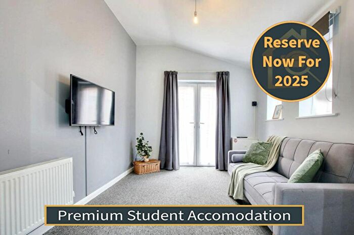 2 Bedroom Apartment To Rent In Fleetwood Road, Leicester, LE2