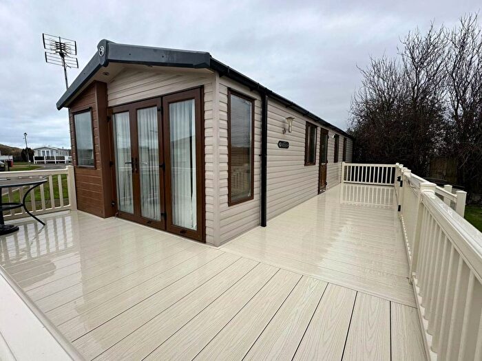 2 Bedroom Mobile/park Home For Sale In Holywell, CH8