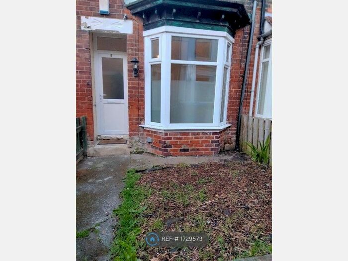2 Bedroom Terraced House To Rent In Poplar Avenue, Hull, HU5