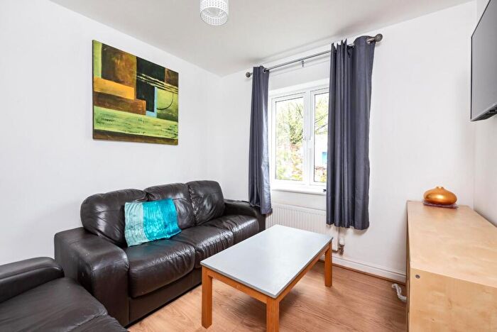 5 Bedroom Terraced House To Rent In Orchid Drive, Bath, BA2