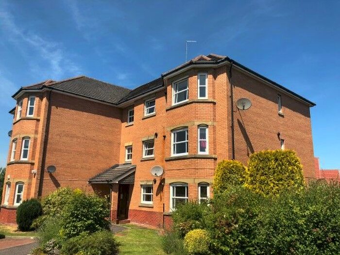 2 Bedroom Flat To Rent In Glenhead Drive, Motherwell, ML1