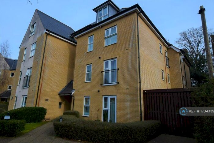 1 Bedroom Flat To Rent In Lindoe Close, Southampton, SO15