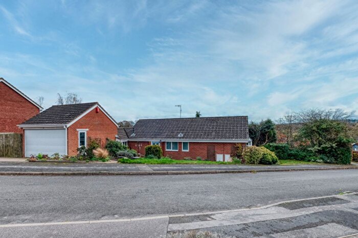 3 Bedroom Detached Bungalow For Sale In Radway Close, Redditch, B98