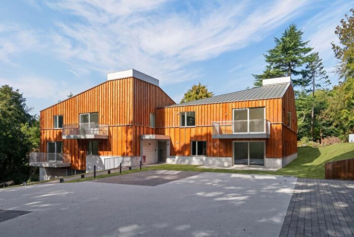 3 Bedroom Flat For Sale In Larchwood Lodge, New Road, Welwyn, Hertfordshire, AL6