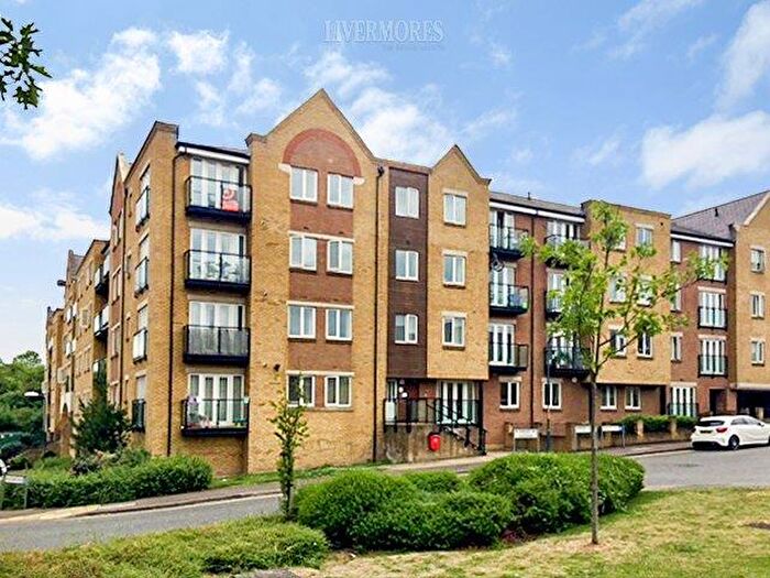 1 Bedroom Apartment To Rent In Black Eagle Drive, Northfleet, Kent, DA11