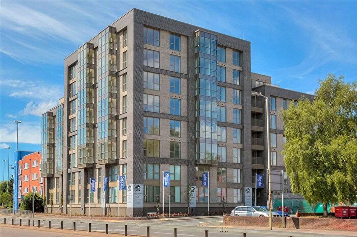 1 Bedroom Flat To Rent In Orchid Court, West Street, Watford, Herts, WD17