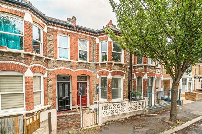 1 Bedroom Flat For Sale In Kildoran Road, Brixton, SW2