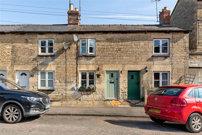 2 Bedroom Detached House For Sale In Watermoor Road, Cirencester, GL7