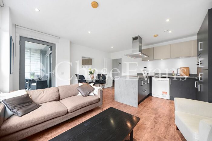 1 Bedroom Flat To Rent In Lucienne Court, New Festivel Quarter, Lindfield Street, Poplar, E14
