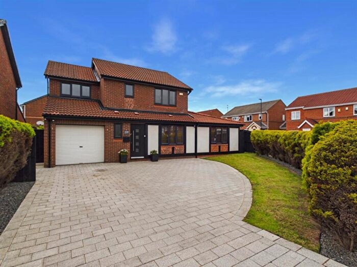 5 Bedroom Detached House For Sale In Abbots Way, North Shields, NE29