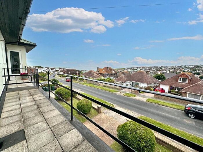 2 Bedroom Flat For Sale In Chichester Close, Wicklands Avenue, Saltdean, BN2