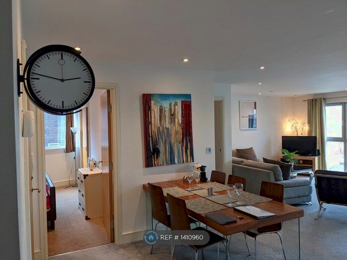 2 Bedroom Flat To Rent In Talbot Street, Nottingham, NG1